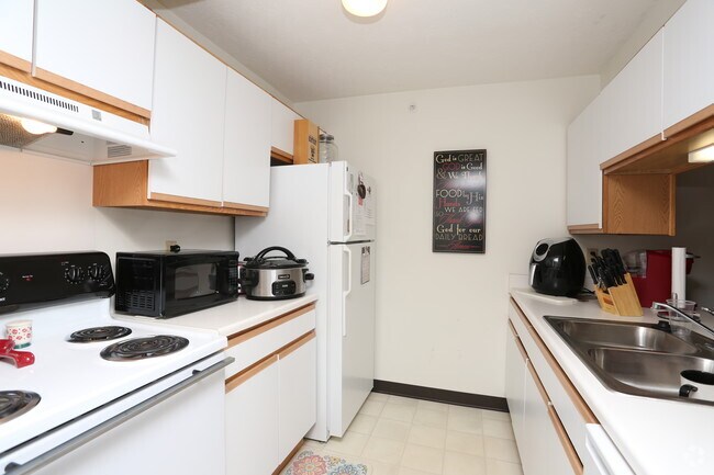 2HAB, 1BA - 960 ft² - Cocina - Breckenridge Estates Apartments