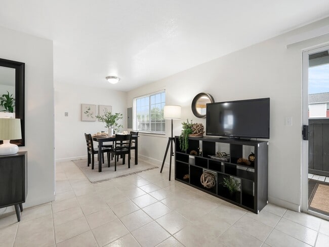 Sunnyside Park Apartments