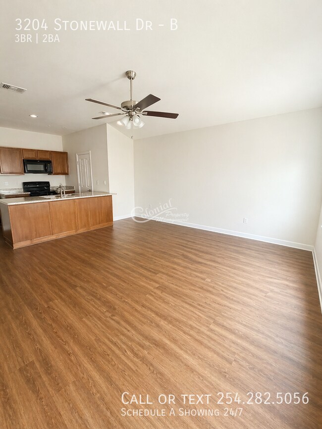 Photo - 3204 Stonewall Dr