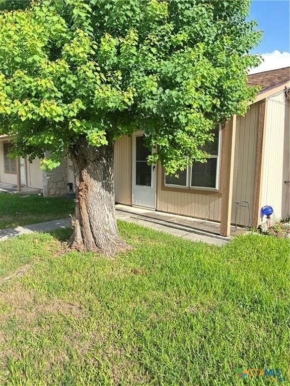 Building Photo - 1051 Country Club Dr Unit 26