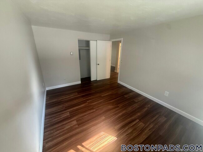 5 Town Beach Rd Unit 9