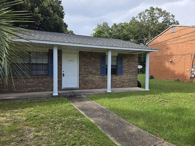 Photo - Great location. Centrally located. Unit C