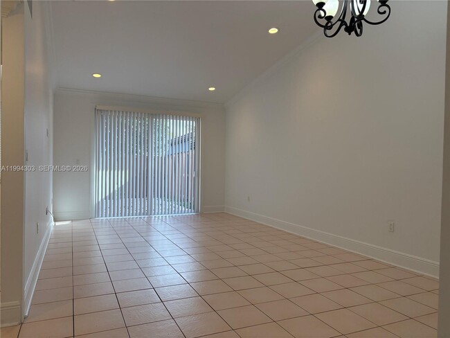 Photo - 6702 NW 190th St