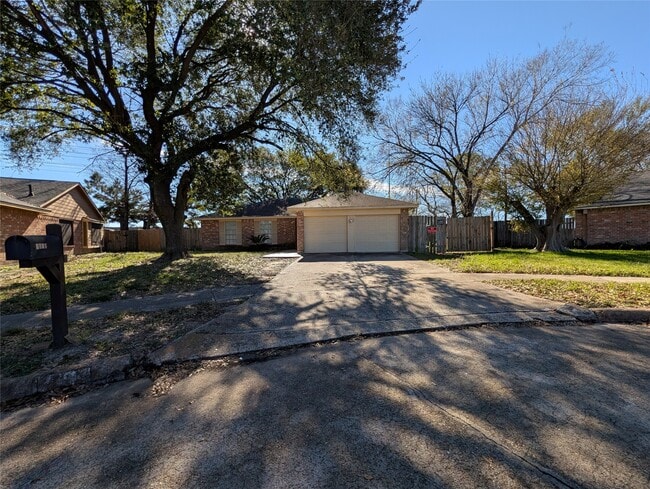 Building Photo - 3435 Creek Grove Dr