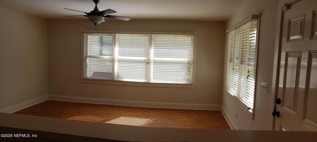 Photo - 35 E 2nd St