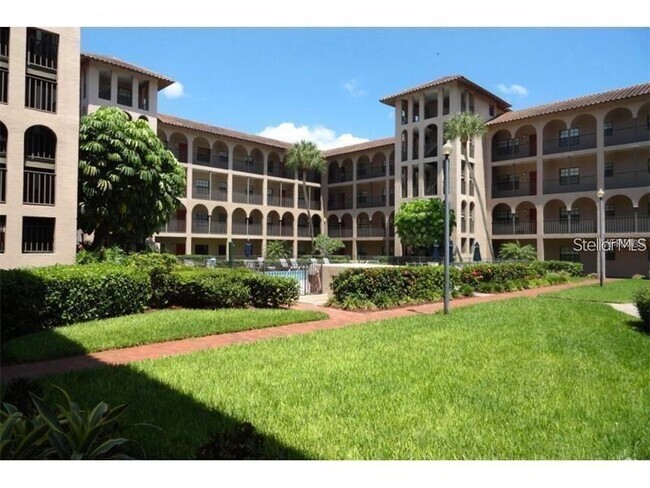 Building Photo - 6150 Gulfport Blvd S Unit 313 Rental