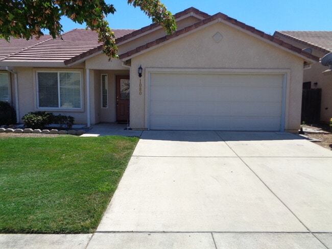 Building Photo - 1080 Courtyard Dr