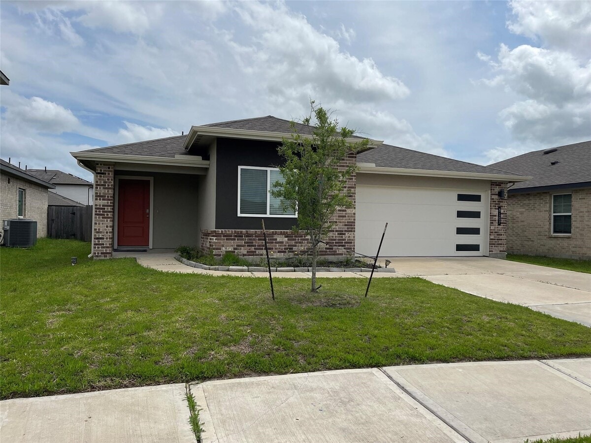 Photo - 8107 Sugar Cane Ln