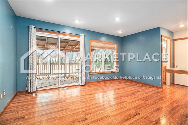 Photo - 340 Union Lake Rd