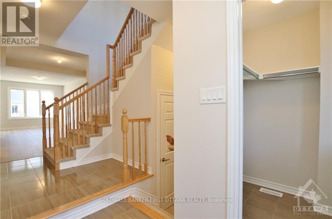 Photo - 236 Atima Cir