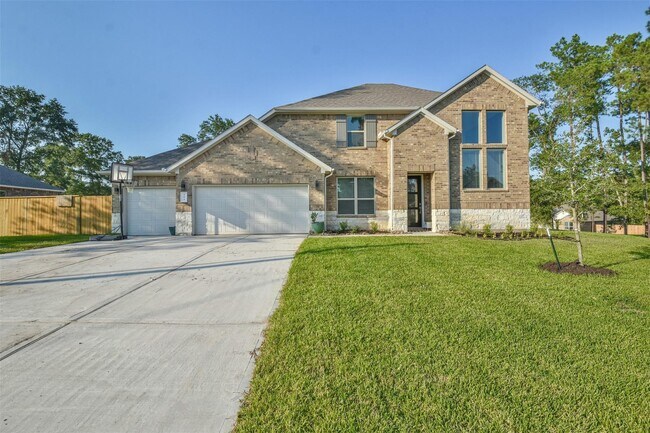 102 Whelan Ln