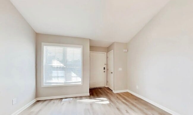 Photo - Chic & Comfortable 3-Bedroom Property Ready to Move In