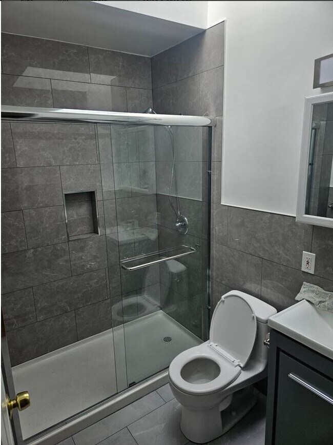 Photo - 48 Stoneyford Ave