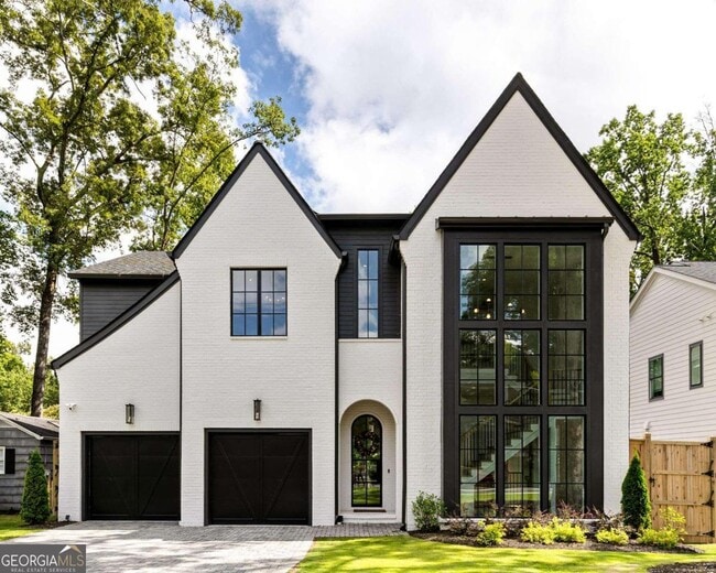 Photo - 1515 Grant Dr NE