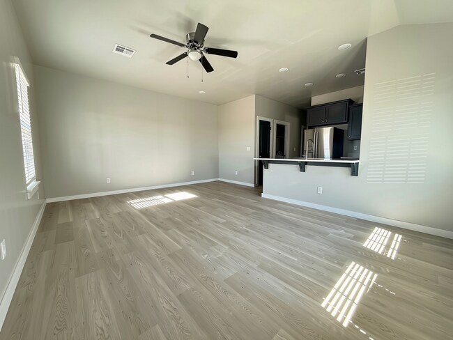 1411 SW Bishop Rd