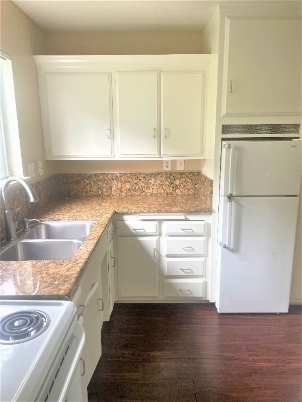 Photo - 931 W 19th St Unit 10
