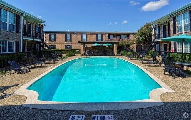 Building Photo - 6410 Del Monte Dr Unit 125 Rental