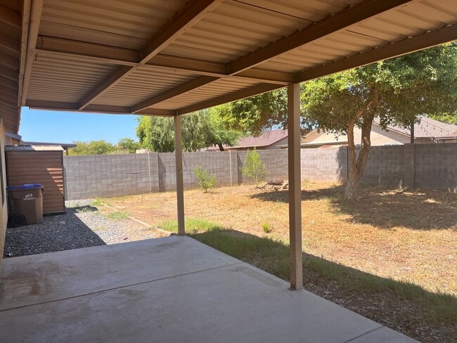 Photo - 4872 E Whitehall Dr