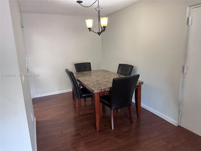 Photo - 10834 N Kendall Dr Unit X16