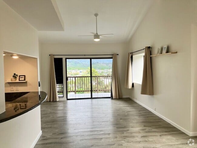 Building Photo - $3,300 2-Bed/2-Bath/2-Parking Townhouse in...