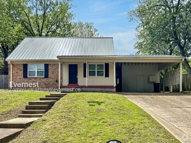 Building Photo - 1369 Bennington Dr Rental