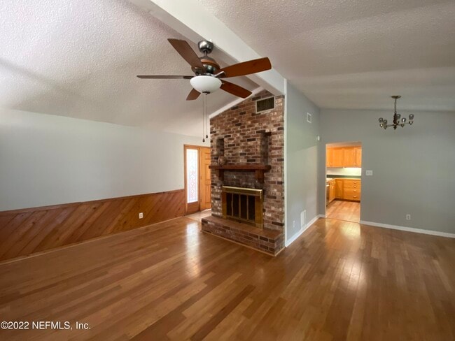 Photo - 1301 Kings Rd