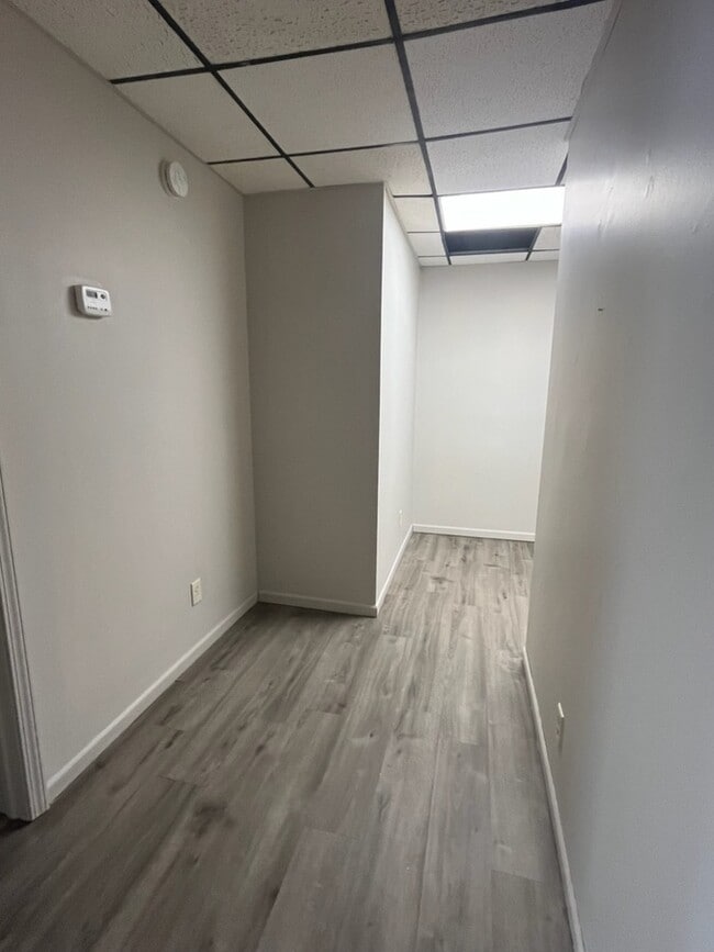 Photo - 3353 N Whitehall Rd