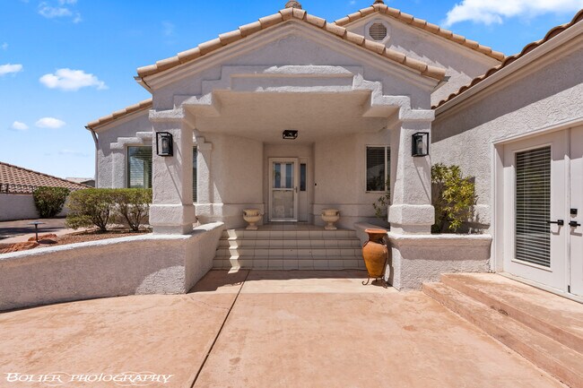 Photo - 931 Chaparral Dr