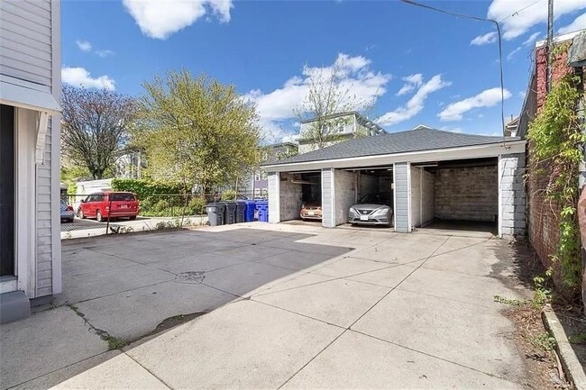 Photo - 74 Sutton St Unit 1
