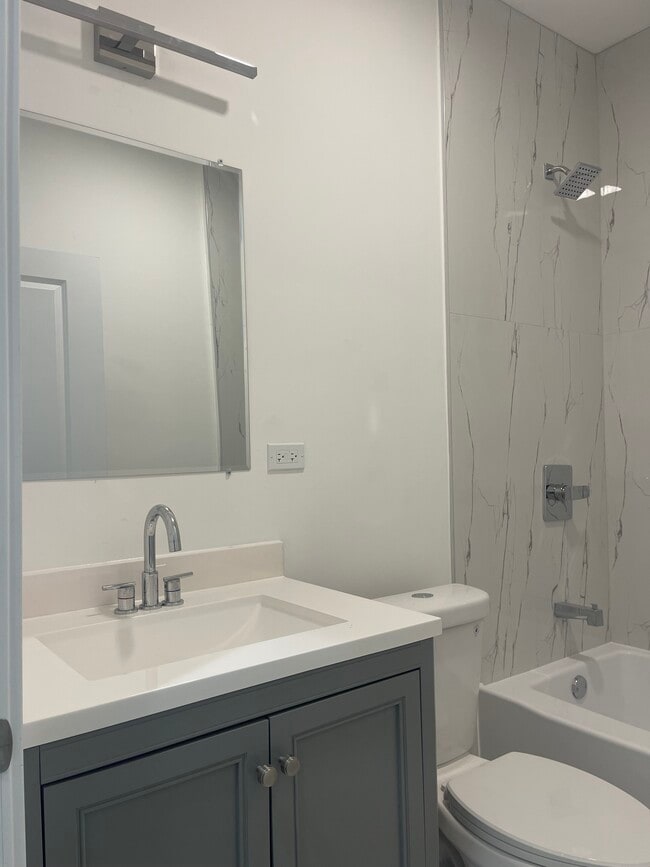 Photo - 521 N Lawndale Ave Unit 1