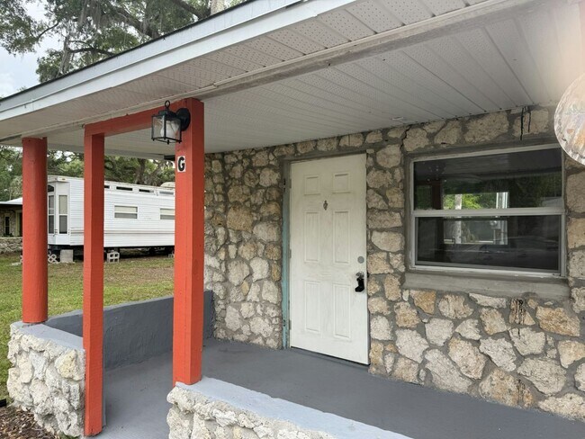 Photo - 14035 W River Rd