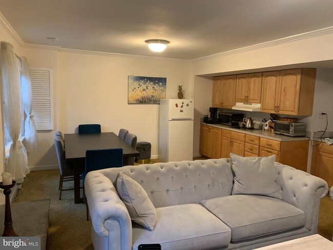Building Photo - 5800 Edson Ln Unit 2 Rental