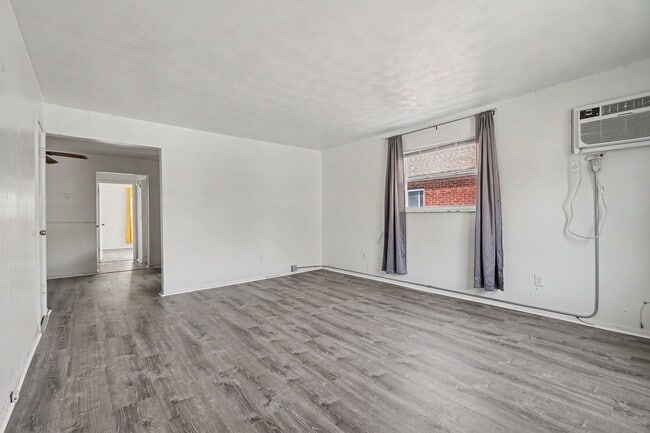 Photo - 3635 Northdale Pl
