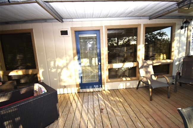 Photo - 82 Harbor Ln