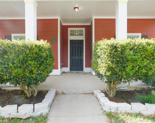 Photo - 1104 Hayden Ln