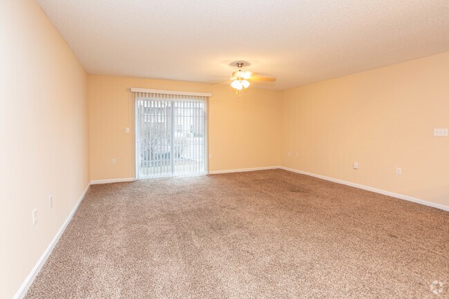 2BR, 1BA - 1,085 SF - Living Room