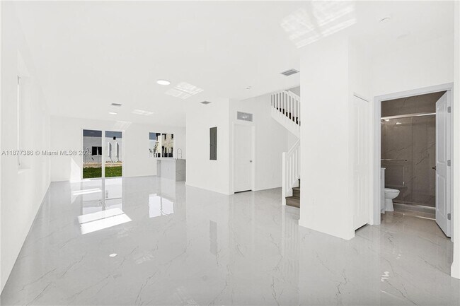 Photo - 22505 SW 125th Ave