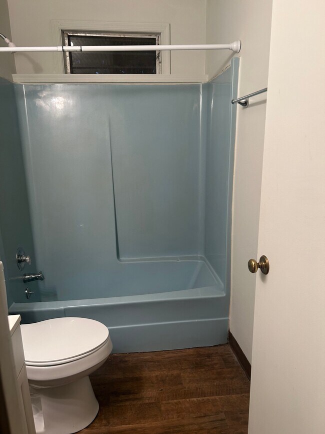 135 Hatton Ln Unit 1
