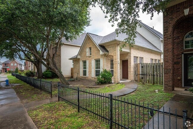 Building Photo - 7219 Crimson Sky Dr Rental