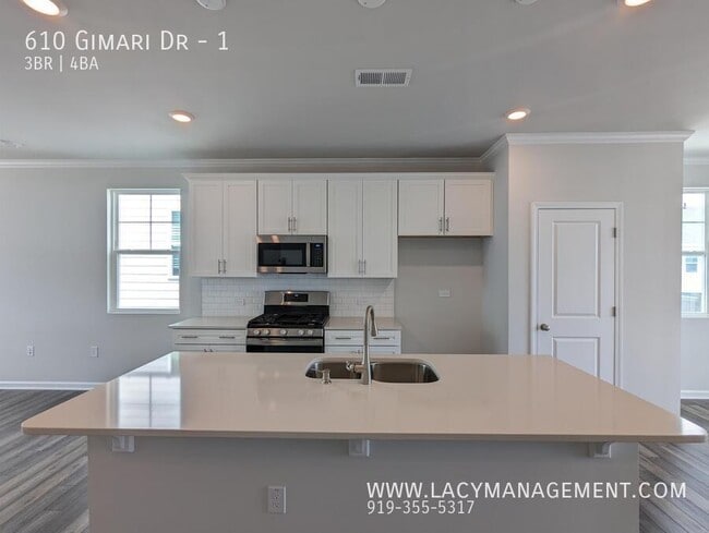 Photo - 610 Gimari Dr