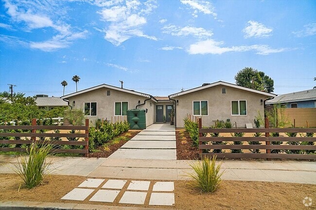 Building Photo - 22934 Roscoe Blvd Rental
