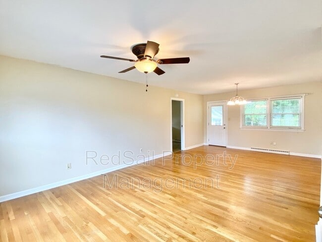 Photo - 729 Milton Dr