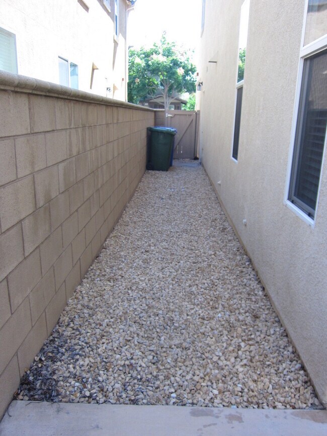 Santee- Beautiful Home. Great Neighborhood! - Santee- Beautiful Home. Great Neighborhood!