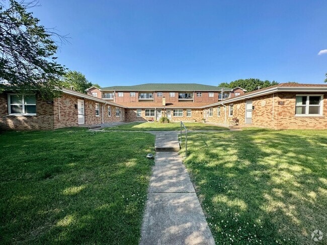 Building Photo - 7022 Jamieson Ave Unit F Rental