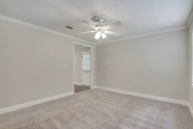 Photo - 3551 Meadowview Dr