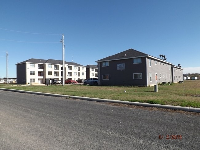 Brick Wall Apartments For Rent In Floresville Tx Forrentcom