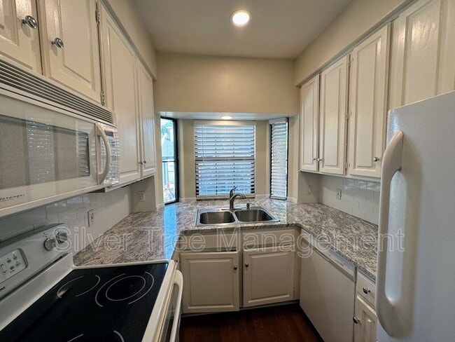 Photo - 4405 Bowser Ave Unit #203