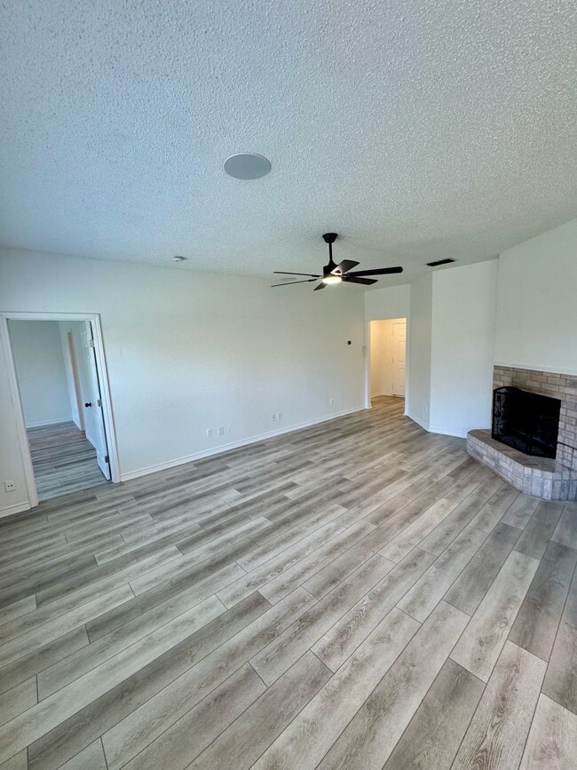 Photo - 2304 Corral Dr