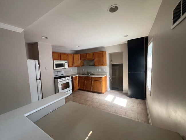 Photo - 429 E Milton Ave