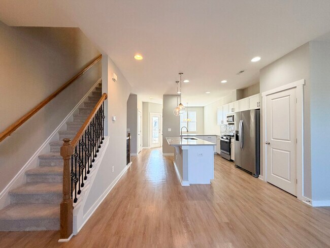 Photo - 6623 Perry Creek Rd